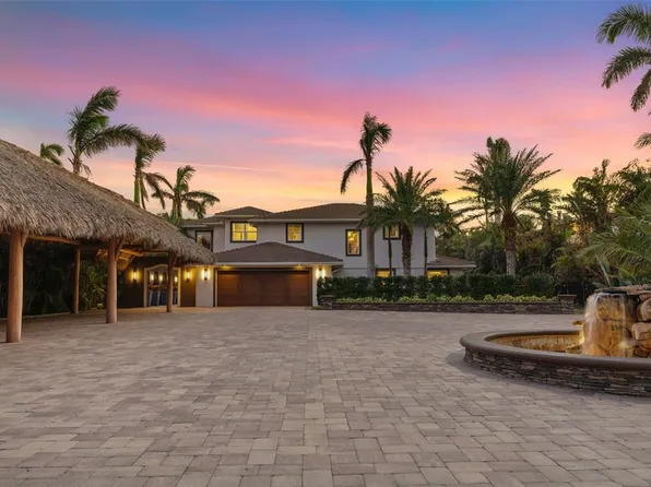 10204 46th Ave W, Bradenton, FL 34210