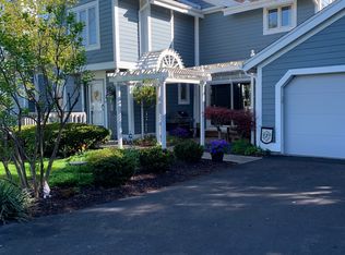 8010 Hidden Harbour Dr E UNIT 1A, Holland, OH 43528