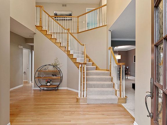 5th image of 10187 Bridgewater Cir