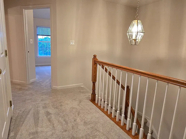 22614 Welborne Manor Sq — Photo 28