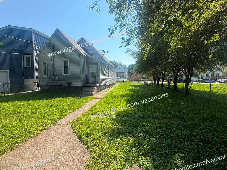 5634 Claude Ave — Photo 2