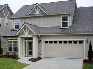 52 Sage Flats Ln, Fletcher, NC 28732