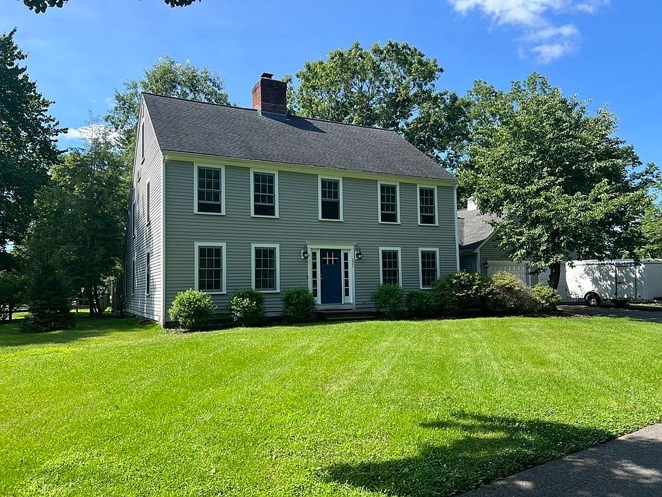 1st image of 221 Washington St