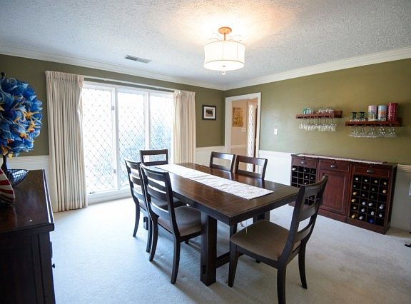 3rd image of 3011 Oakleigh Ln