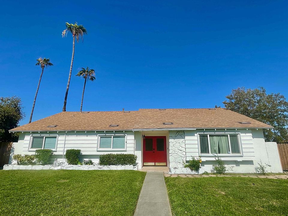 Exterior Front (Angle 1)