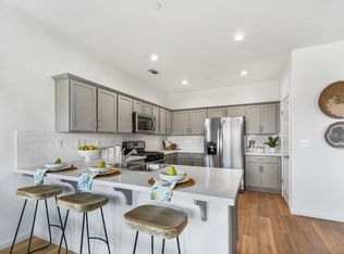 2322 Walnut Ave, Tulare, CA