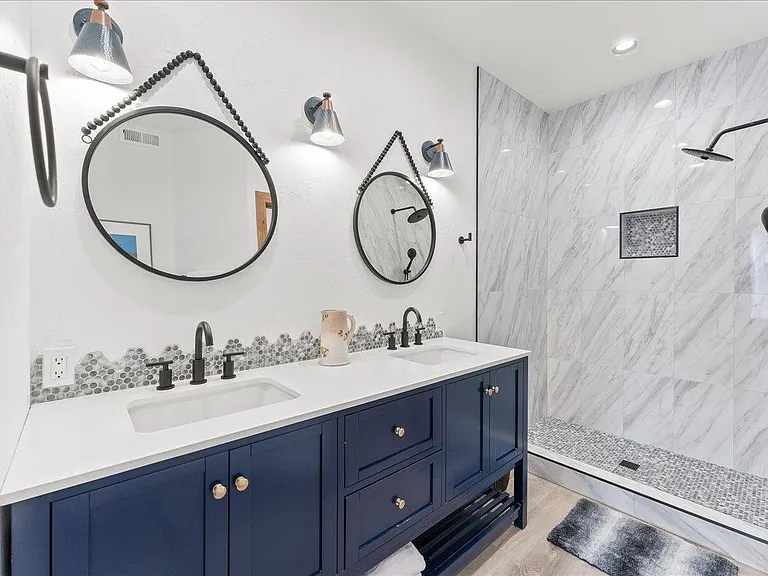 1541 Redstone Ave #E — Photo 15