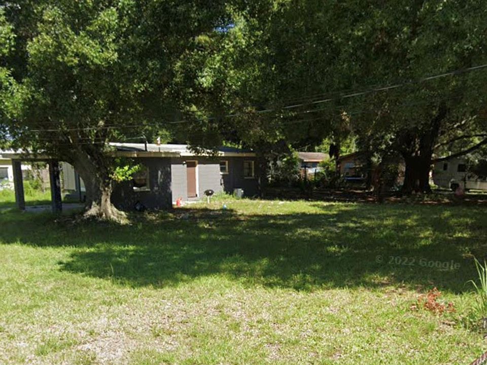 2nd image of 1402 Reynolds Court
