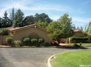 8200 Oak View Dr, Oakdale, CA 95361