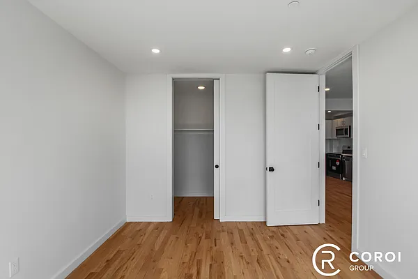 Rented by Coroi Corp | media 15