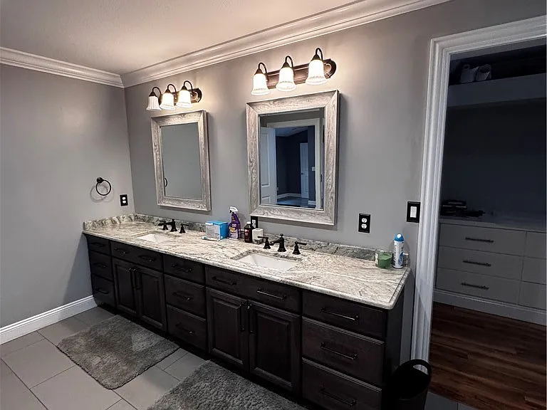 7633 Hidden Valley Dr — Photo 23