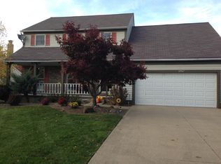 32467 S Roundhead Dr, Solon, OH 44139