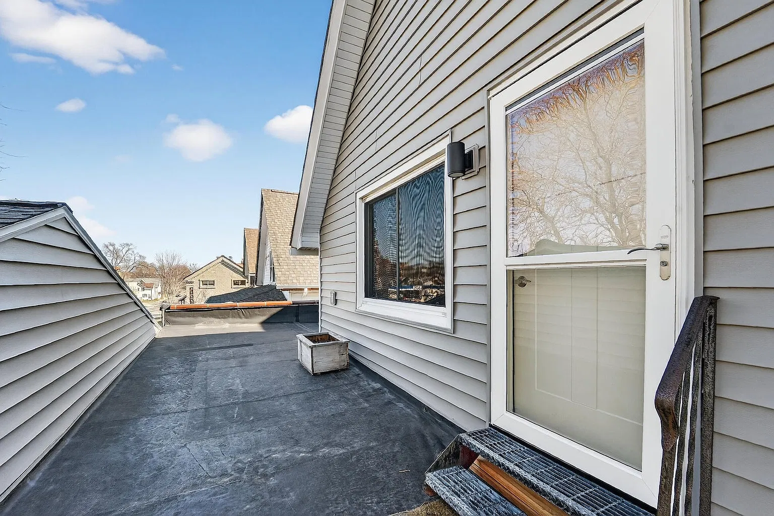 1 bed, 750 sqft, $1,295 — Photo 1