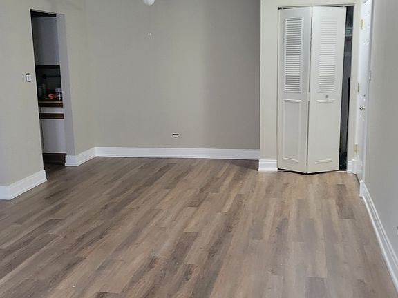 2nd image of 9986 S 84th Ter #32-204