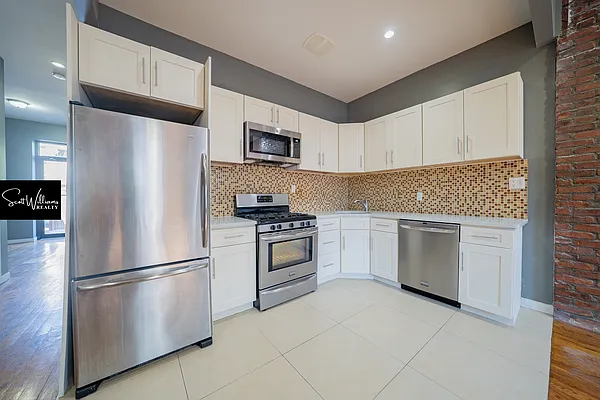 Rented by Scott Williams Realty LLC | media 10