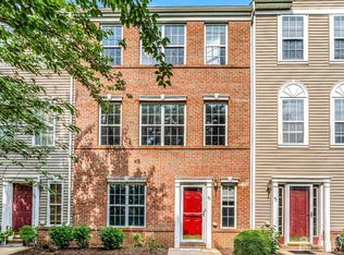 40 Rojewski Way, Parlin, NJ 08859