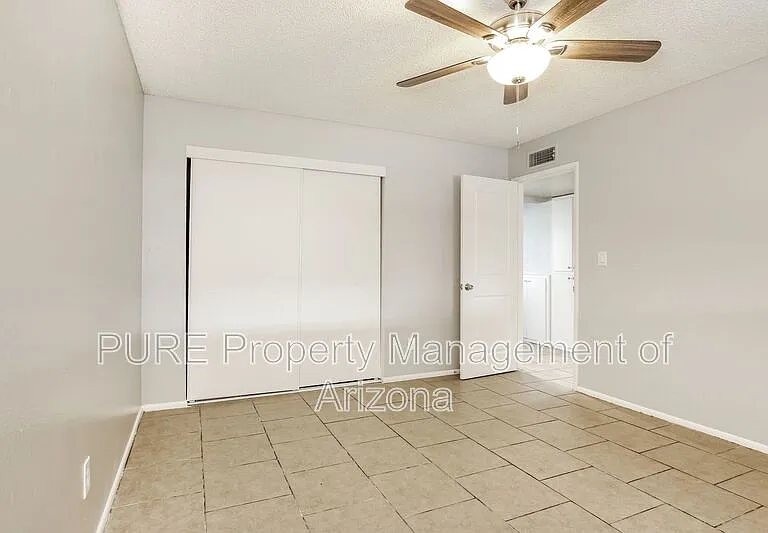 6801 N 17th Ave #10 — Photo 12