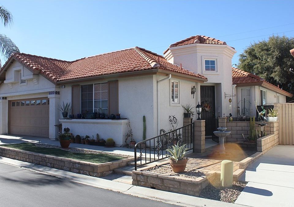 1st image of 1411 Cayman Dr