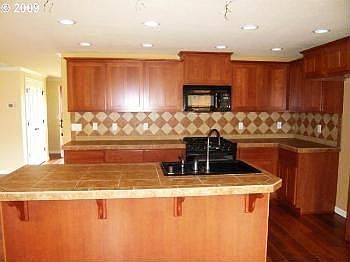 3rd image of 10118 NE 44th Ct