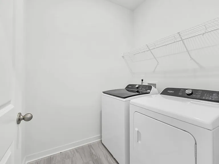 2356 Woodmeadow Dr — Photo 15