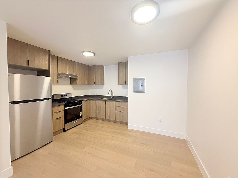 1st image of 953 S Westmoreland Ave #1