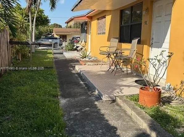92 E 15th St, Hialeah, FL 33010