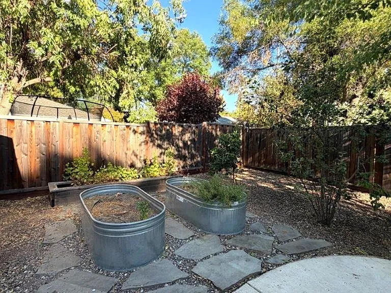 1579 Terry Way — Photo 26