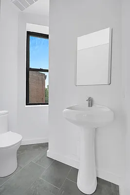 Rented by Compass | media 19