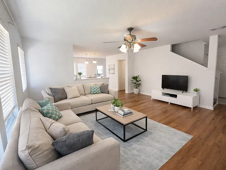 1011 Ranchero Rd — Photo 3