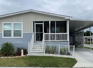 13147 Lemon Ave, Grand Island, FL 32735
