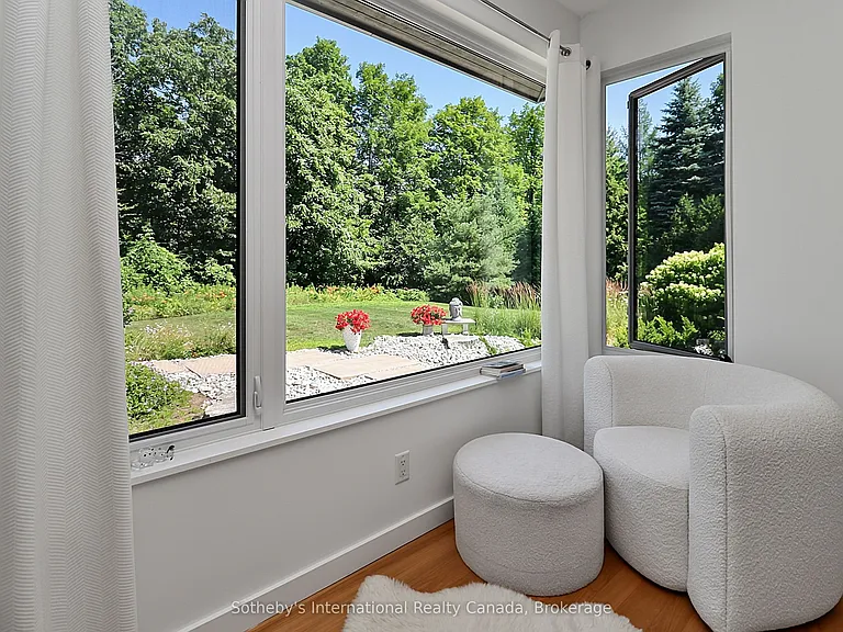 4 Holly Ct — Photo 21