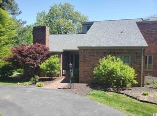 6350 Clinton Rd, Paducah, KY 42001