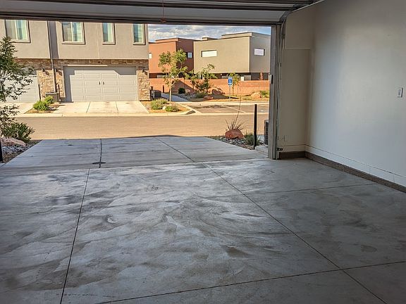 3rd image of 350 W Old Highway 91 Unit 6