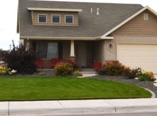 1807 N Oakbrook Rd, Idaho Falls, ID 83401