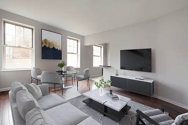 Rented by R New York | media 23