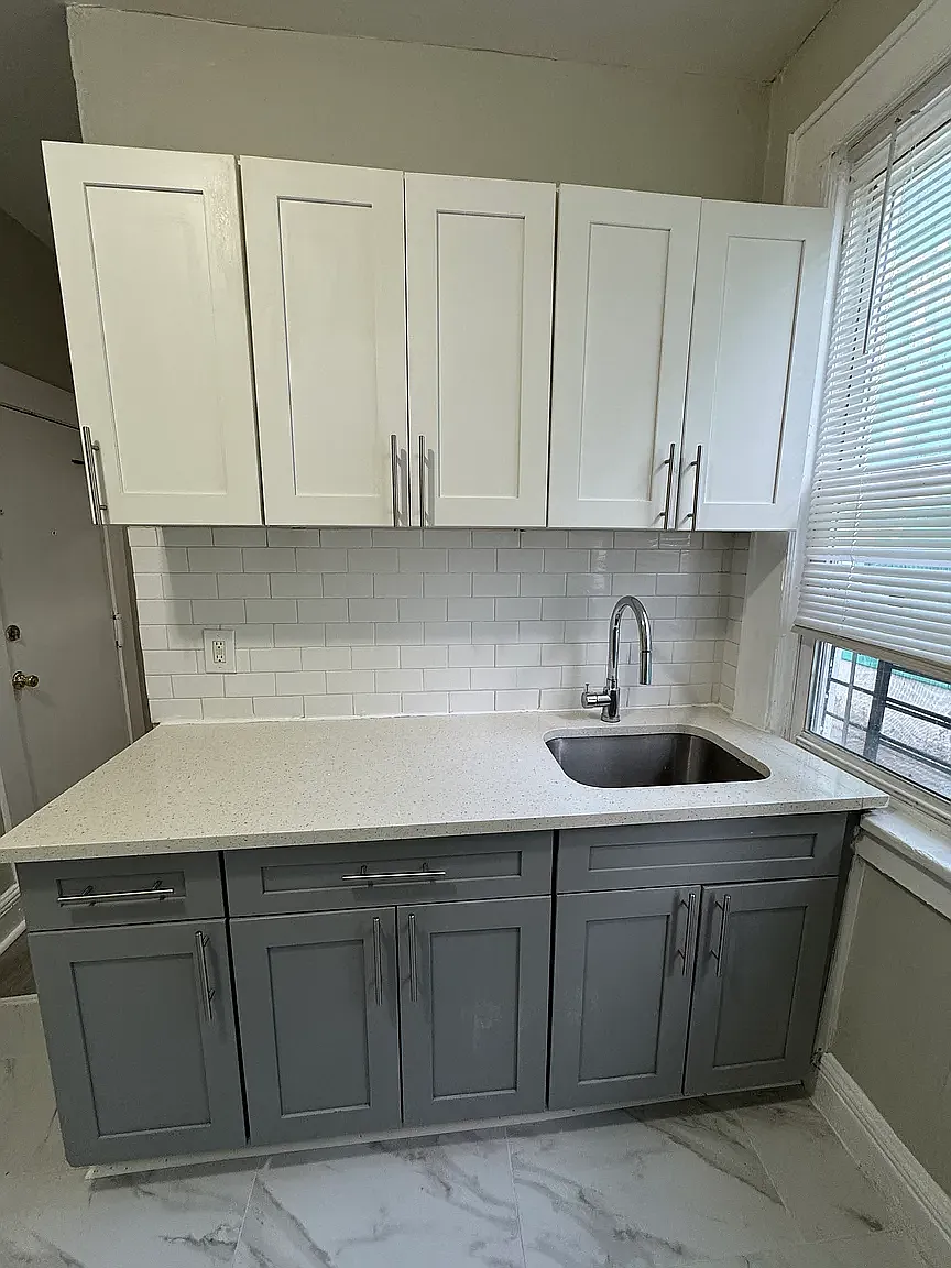2 bed, 800 sqft, $1,695 — Photo 2
