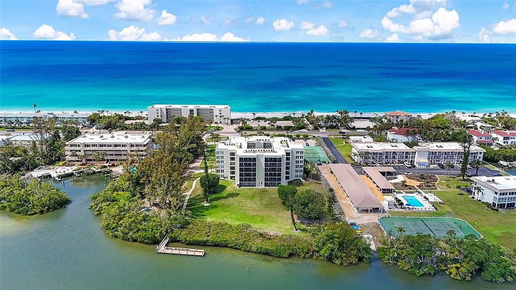 3240 Gulf Of Mexico Dr #B104, Longboat Key, FL 34228 | MLS
