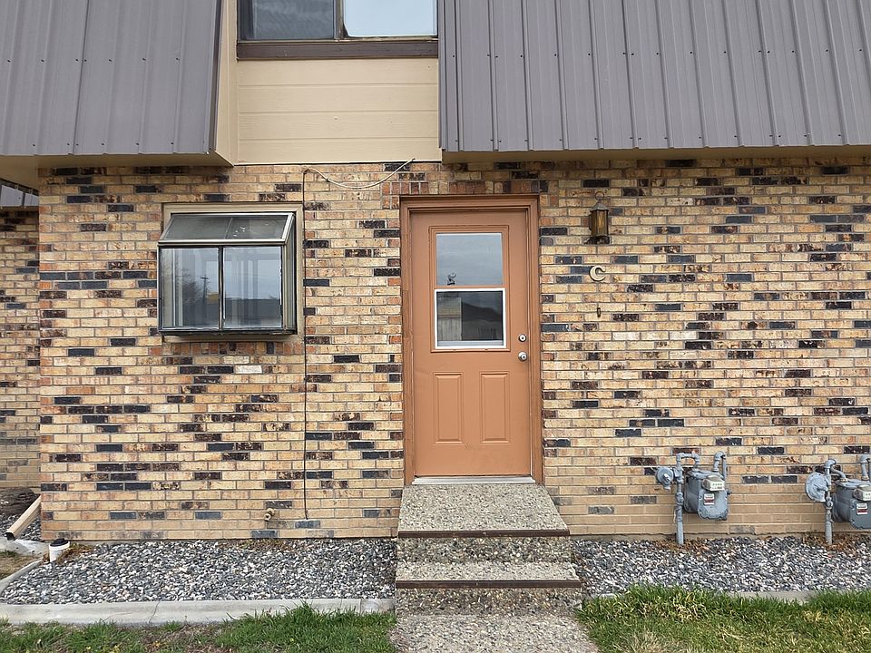 1st image of 138 N Willow St APT C