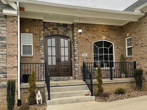 2nd image of 901 Westchester Way