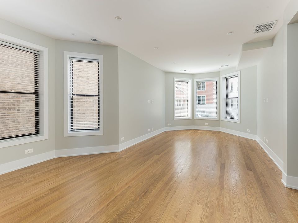 1st image of 3527 N Wilton Ave #2F
