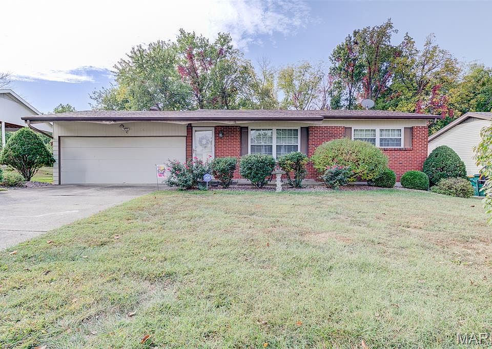 1st image of 26 Soutee Dr