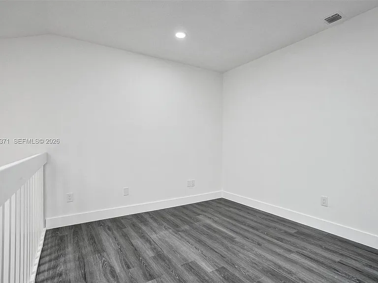 1818 Adventure Pl — Photo 7