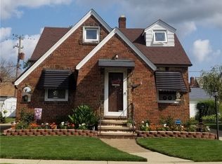 3106 North Ave, Parma, OH 44134