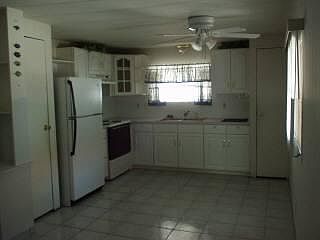 2nd image of 110 W C Ave