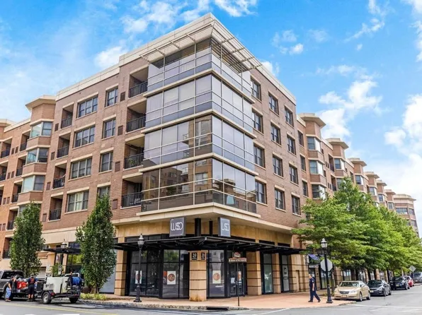 20 Avenue At Port Imperial APT 514, West New York, NJ 07093