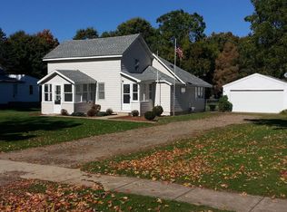 234 W Holcomb St, Athens, MI 49011