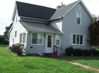 862 N Market St, Andrews, IN 46702