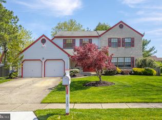 136 Kilburn Dr, Cherry Hill, NJ 08003
