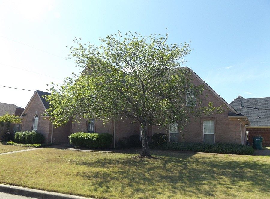 1st image of 7833 Tankerston Dr