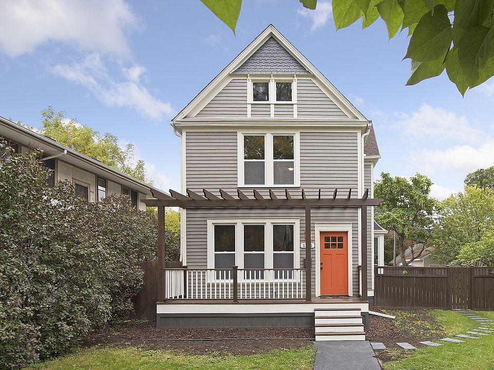 1st image of 155 Bedford St SE